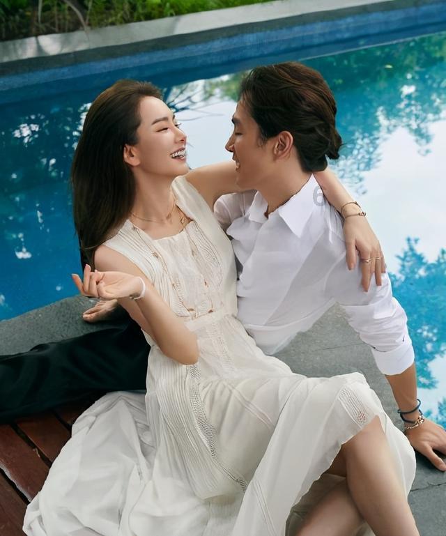 逃离昏暗下的小村